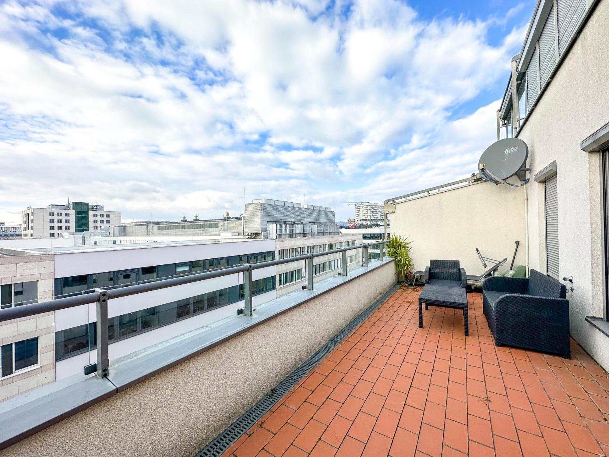 Feelhome-prater-ausblick-terrasse-6 Gaeste-wifi-smart Tv Wien