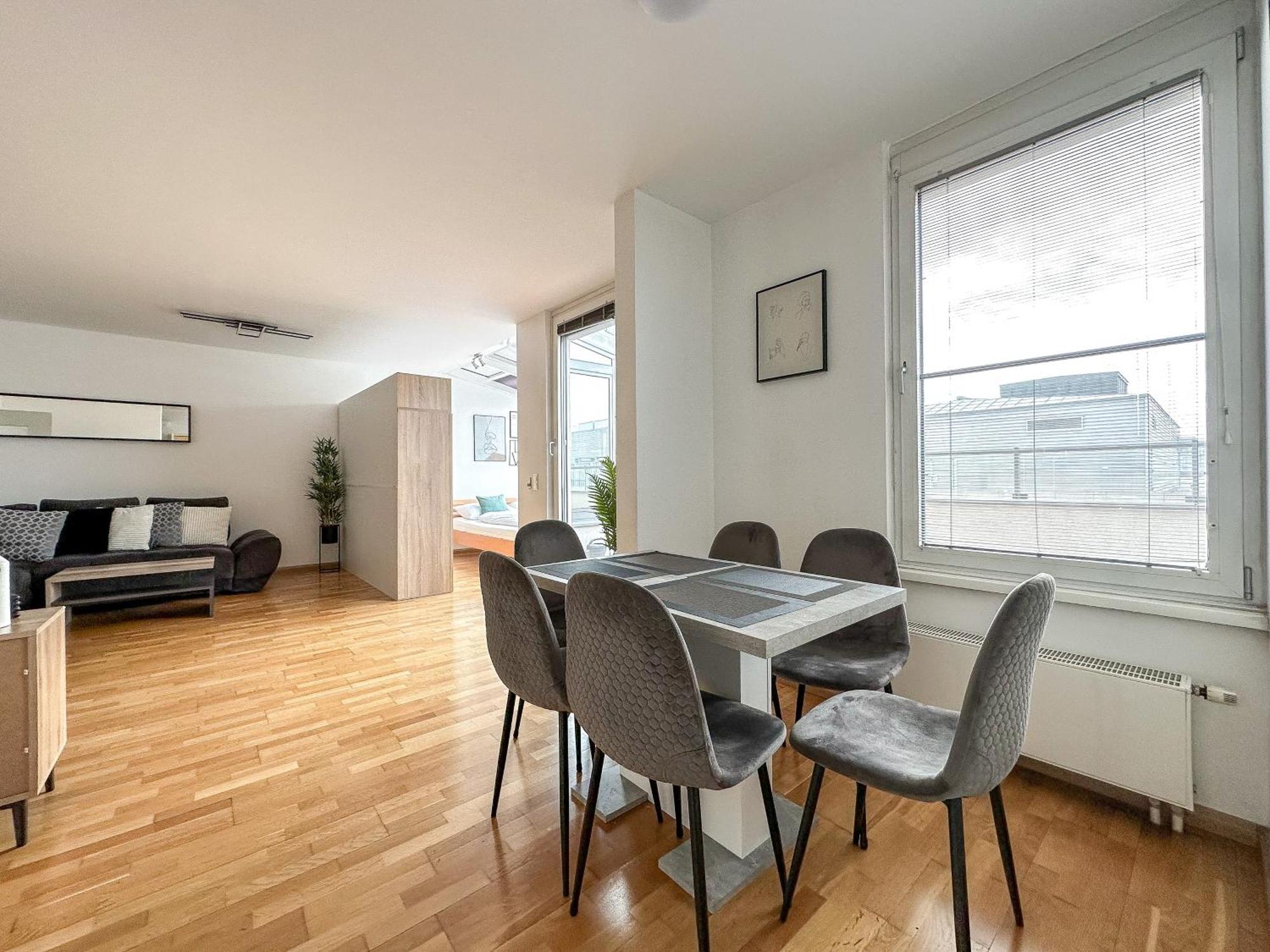 Feelhome-prater-ausblick-terrasse-6 Gaeste-wifi-smart Tv Apartment *